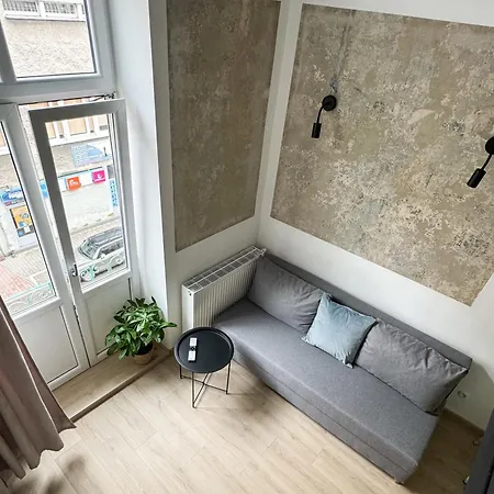 Center, Modern, Quiet Place By Homeclick *